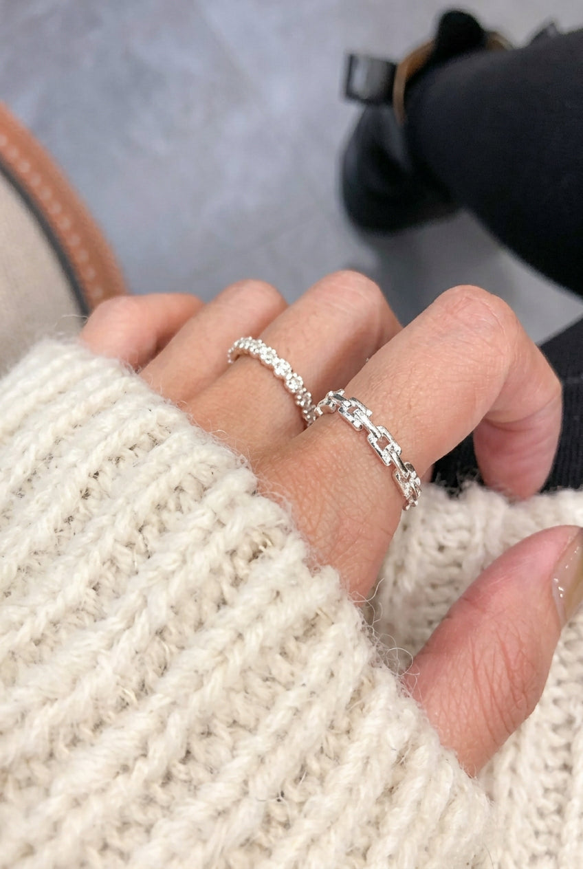 R1435 Chain-link open sterling silver ring