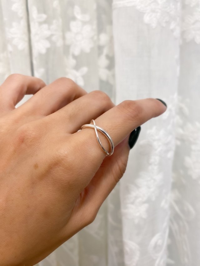 R1500 Intertwined Streamline Sterling Silver Ring