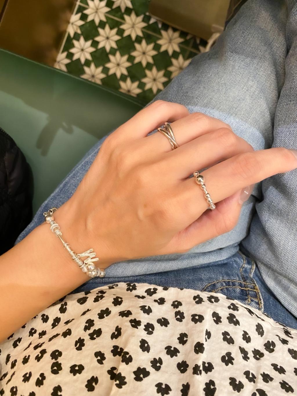 R1572 Large and Small Beaded Ring