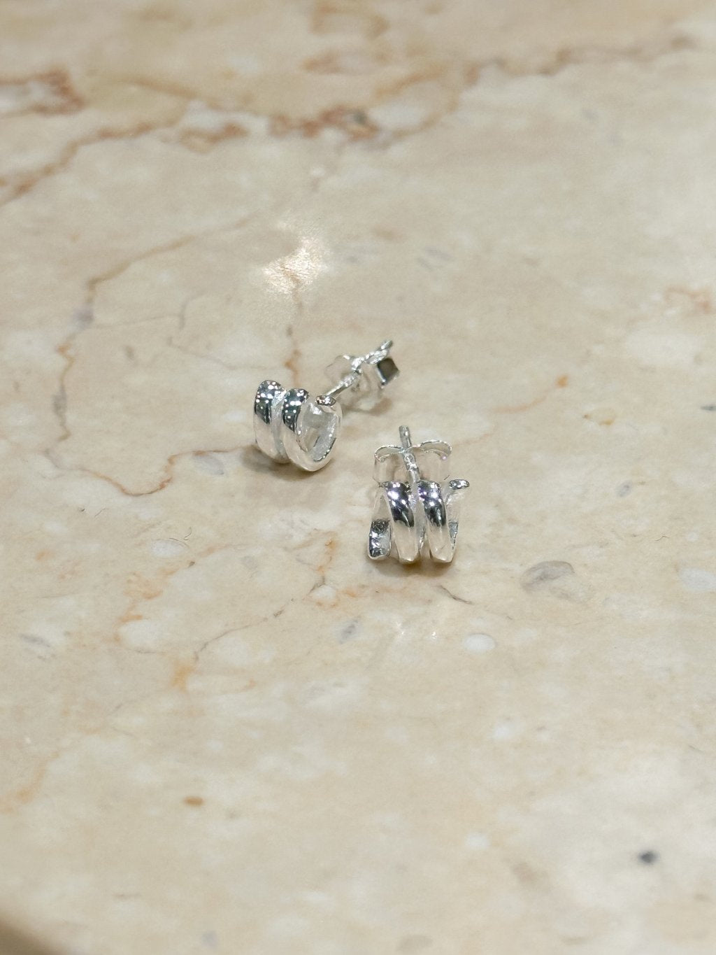 E1401 Coiled Earrings