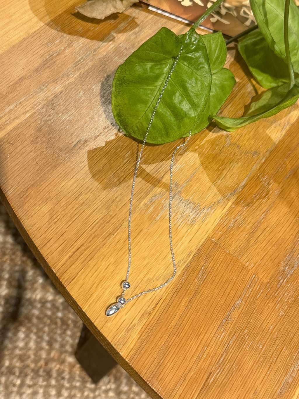 N1269 Small Beaded Teardrop Necklace