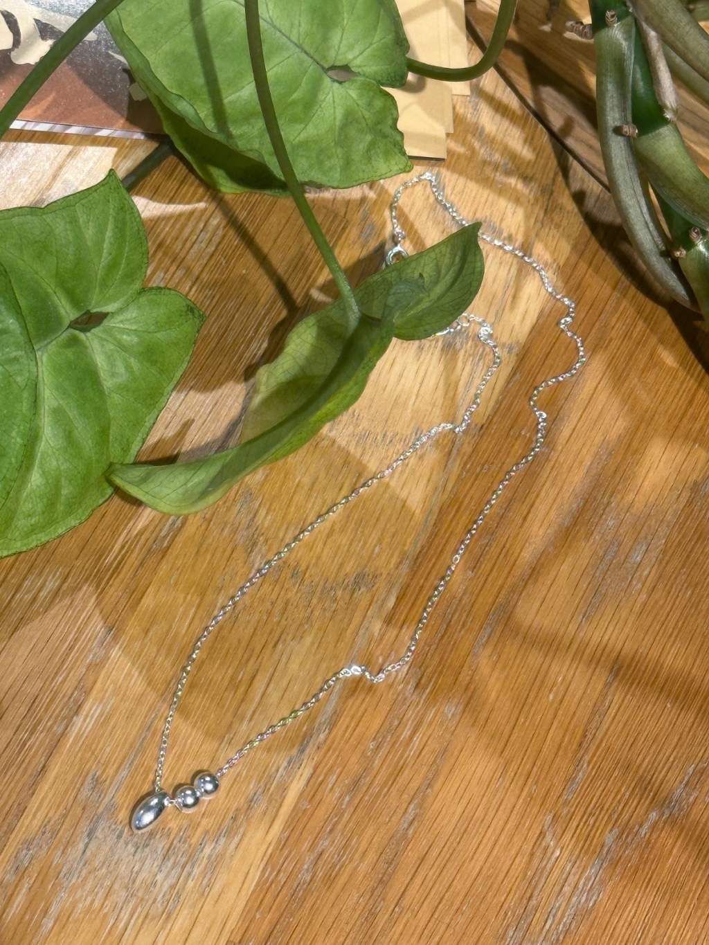 N1269 Small Beaded Teardrop Necklace