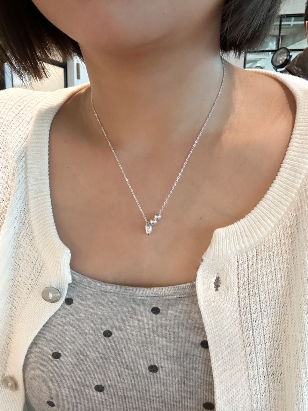 N1269 Small Beaded Teardrop Necklace