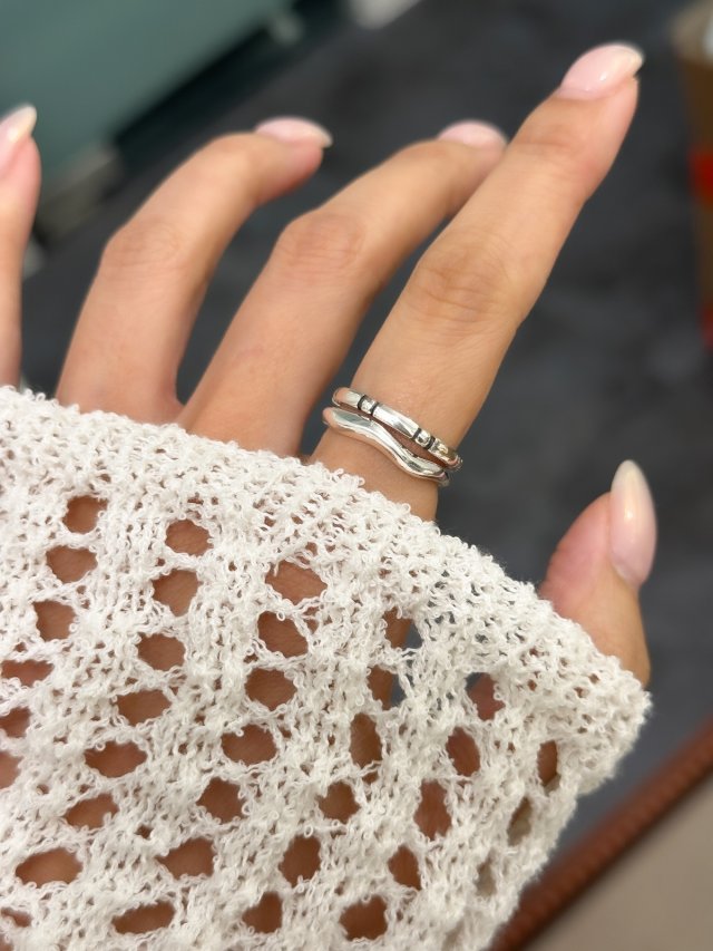 R1640 Vintage Engraved Sterling Silver Ring