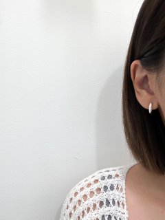E1418 極簡圓潤微闊純銀耳圈
