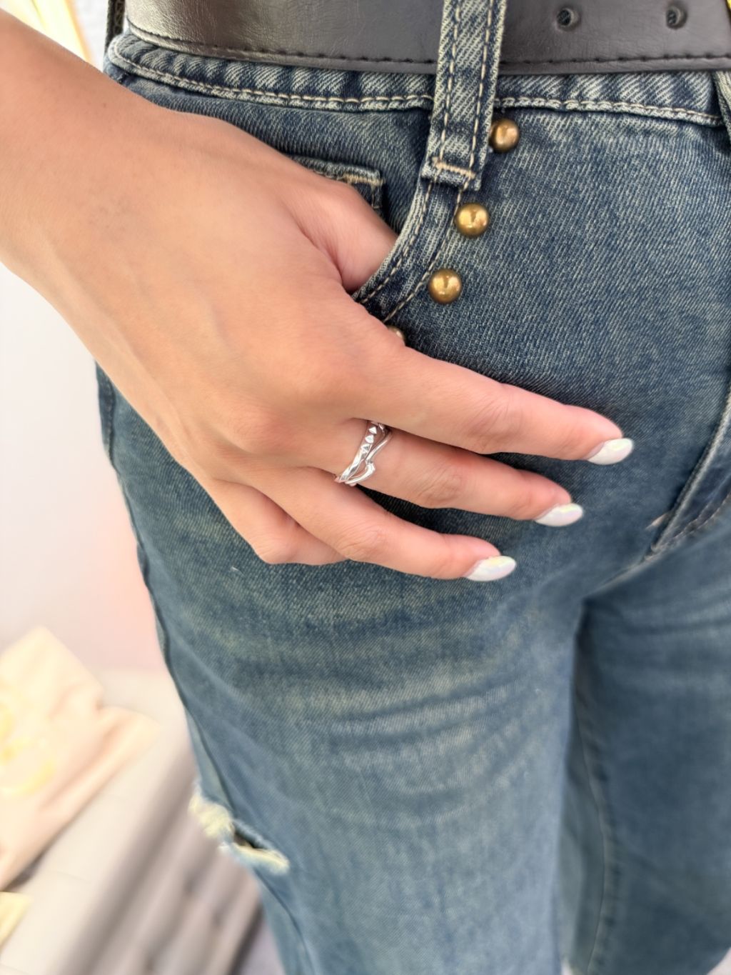 R1664 Small Wave Ring