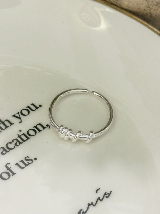 R1674 Beaded Sterling Silver Ring