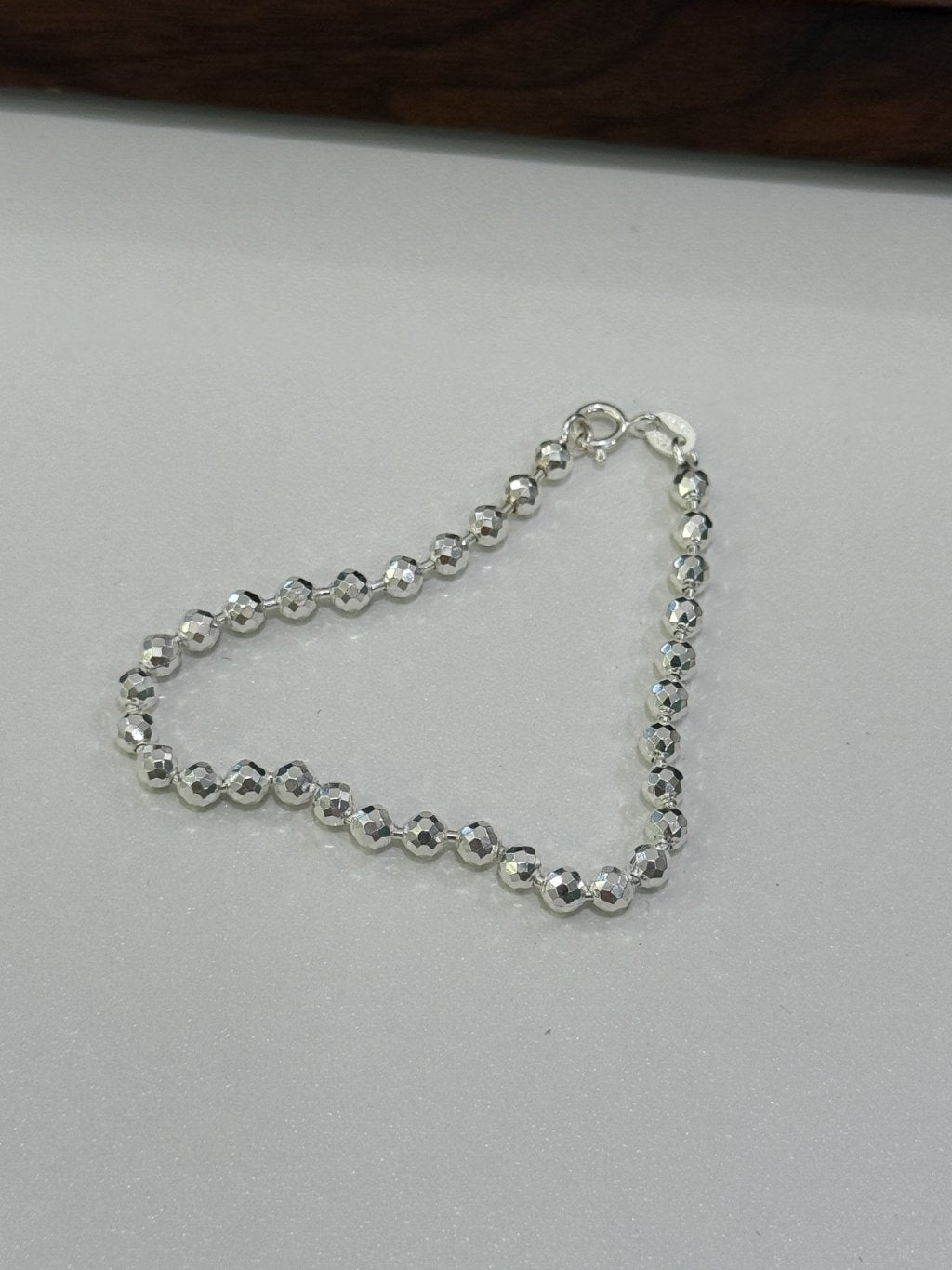 B1511 4MM Faceted Bead Bracelet