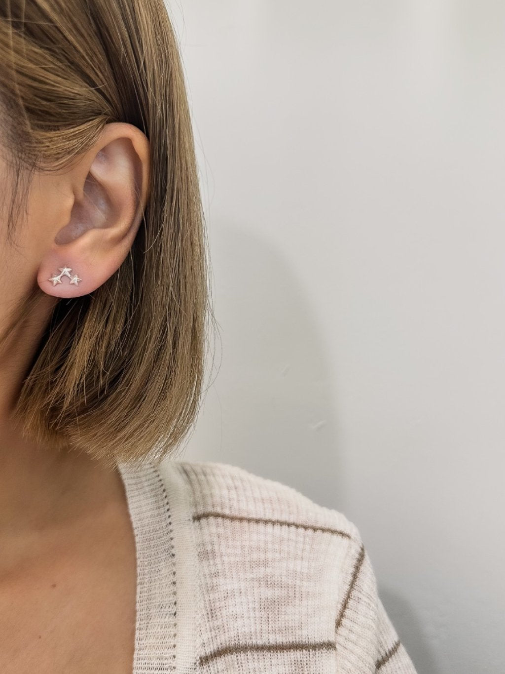 E1440 Triple Star Earrings