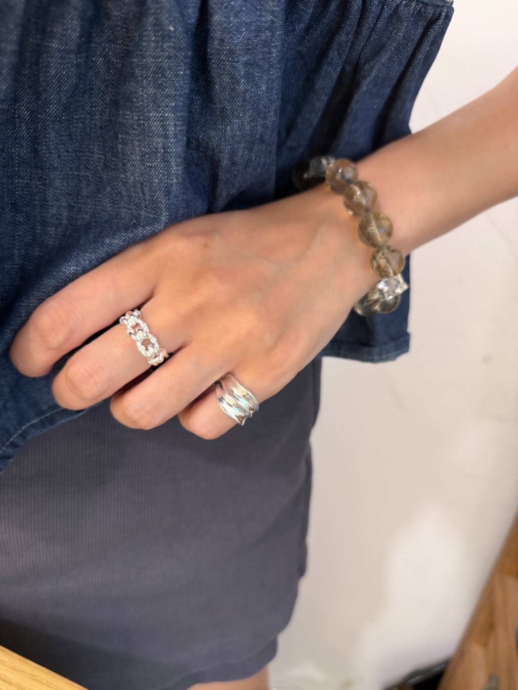 R1702 Three-Layer Wavy Thick Tail Ring
