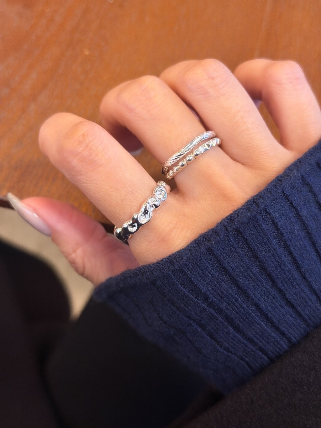 R1731 Thick Textured Ring