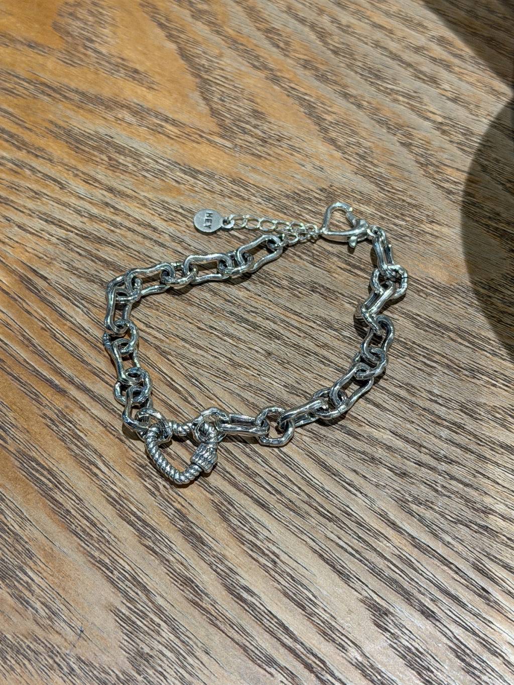 B1535 Vintage Heavy-Duty Heart Lock Bracelet