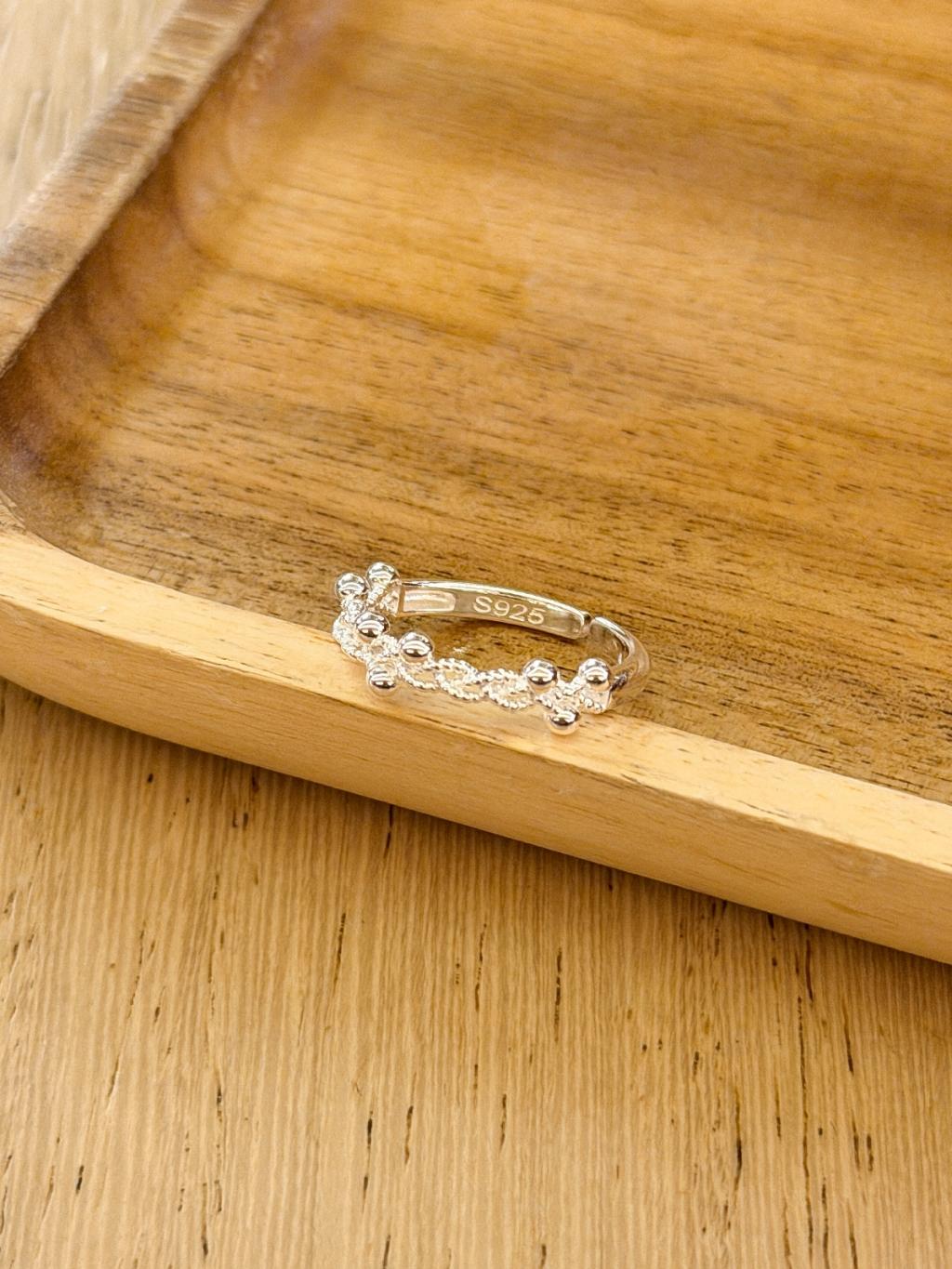 R1732 Woven Pom Pom Ring