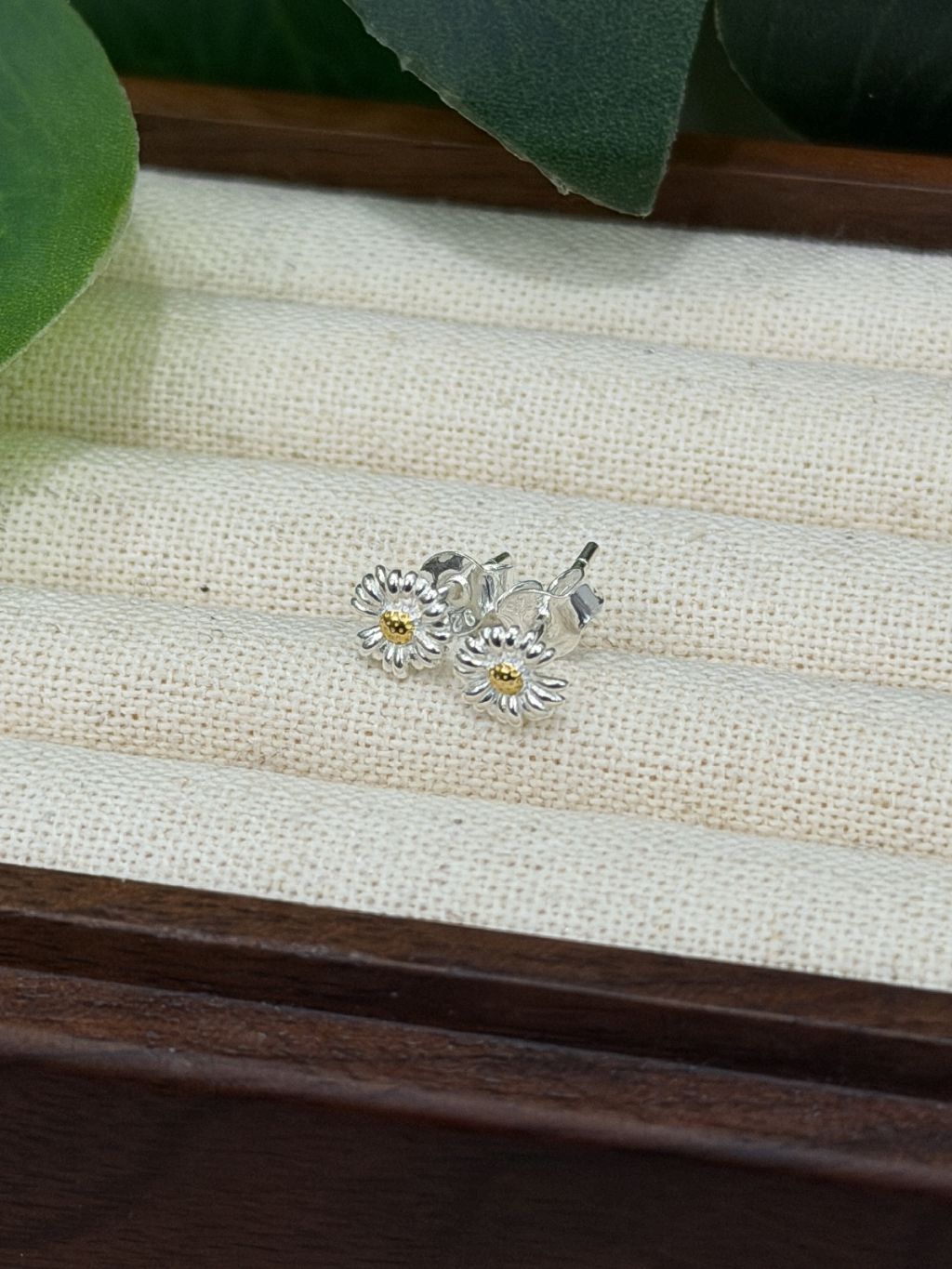 E1473 GD Floral Earrings