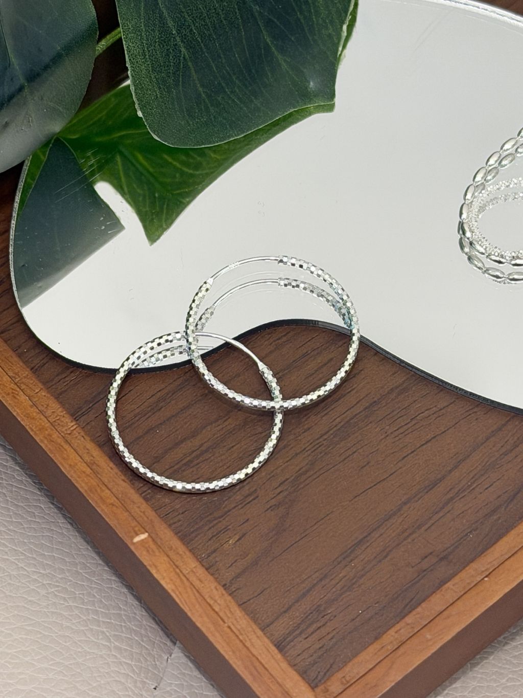 E1479 3cm Cut-out Glitter Hoop Earrings