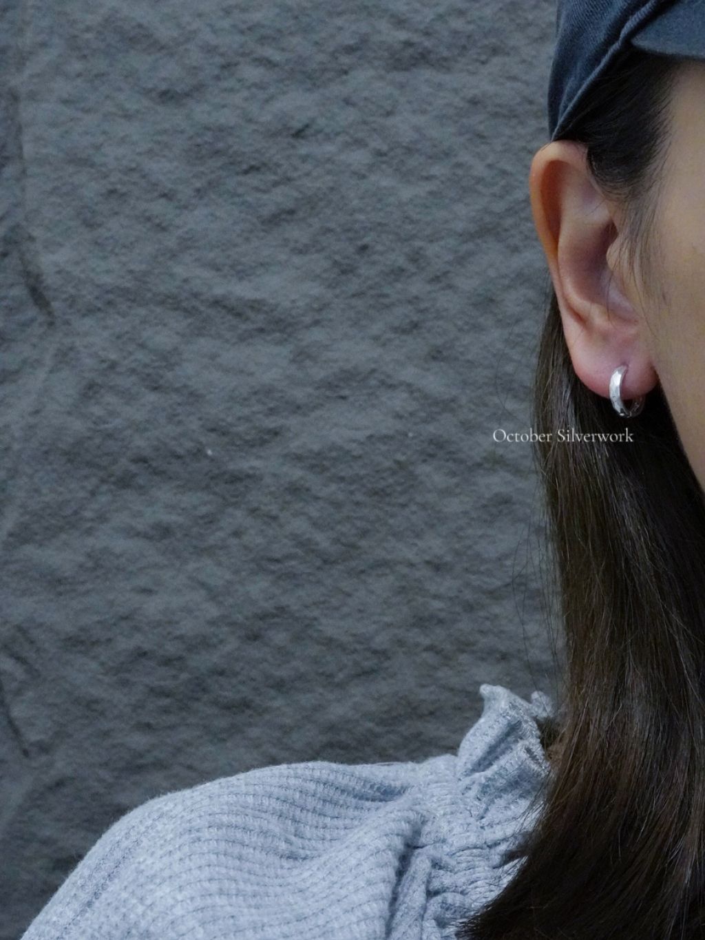 E1492 Cut Out Earrings