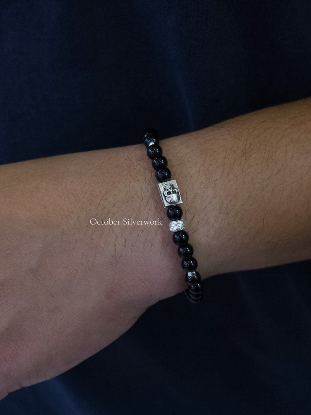 B1566 6mm男士黑玛瑙骷髅骨弹性手链