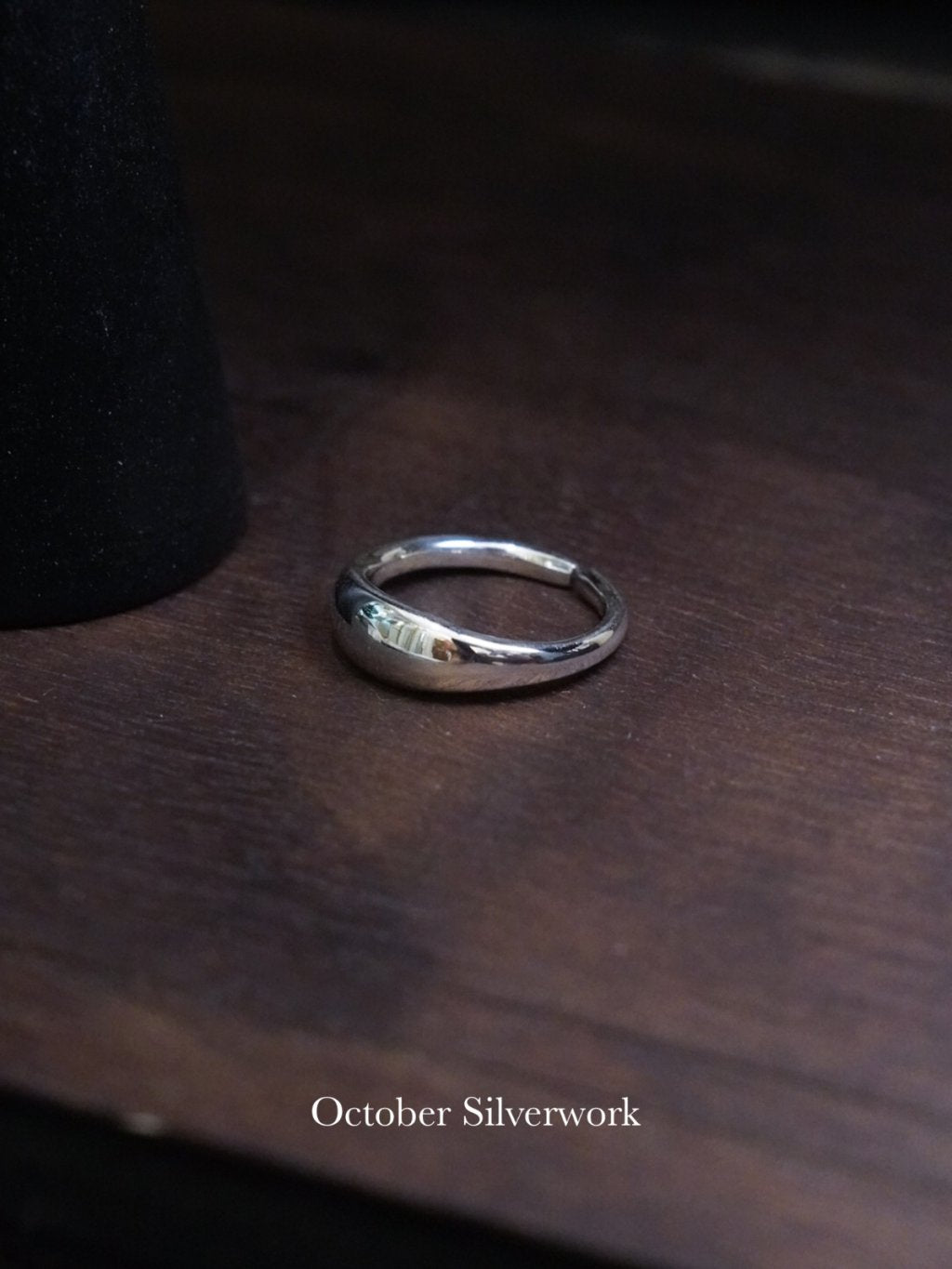 R1779 Egg-shaped Pinky Ring
