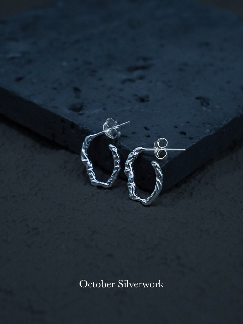 E1502 岩石紋耳環