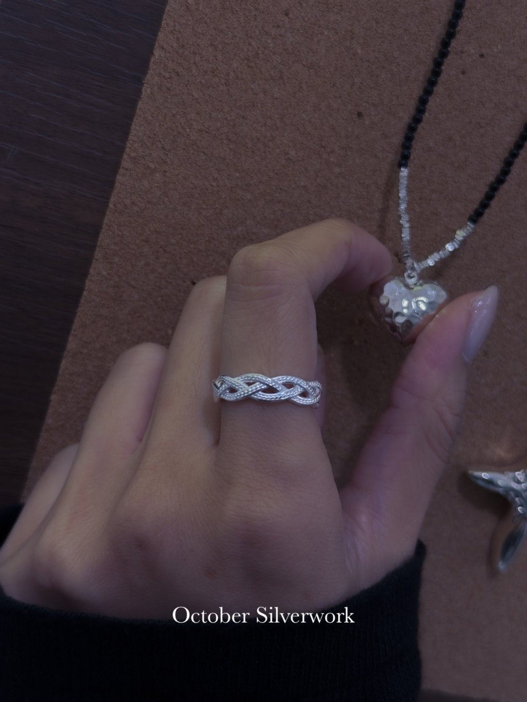R1789 Textured Woven Ring