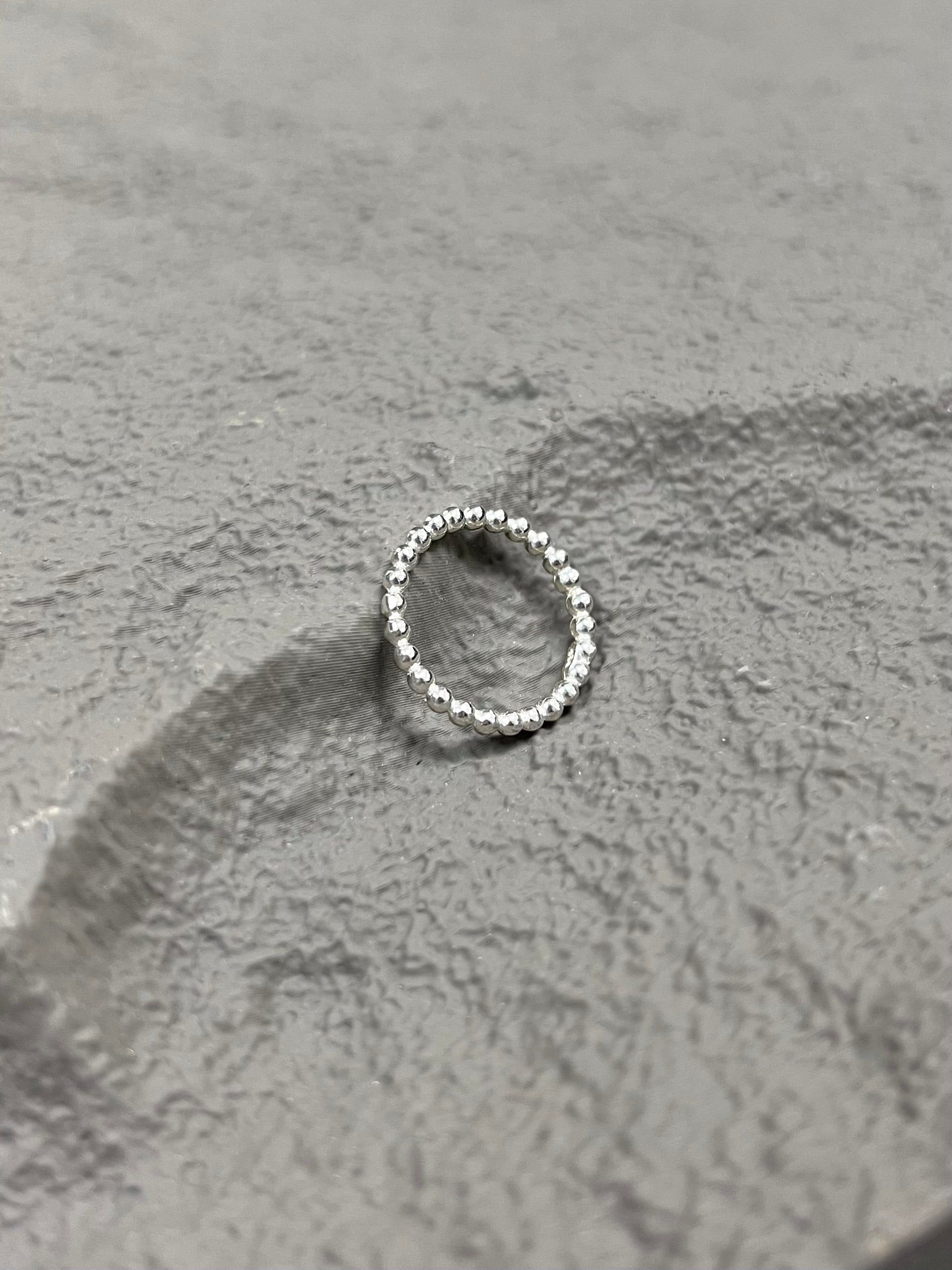 R1230 Classic Polished Silver Bead Sterling Silver Ring