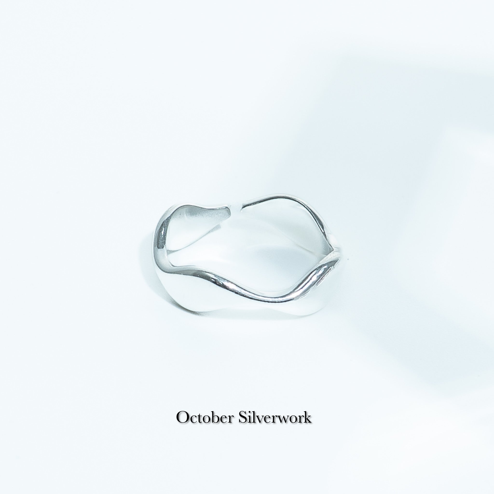 R1792 Wavy Tail Ring