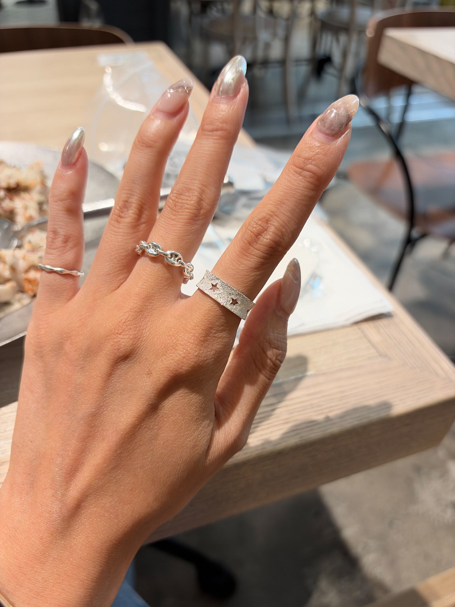 R1806 Frosted Hollow Star Ring