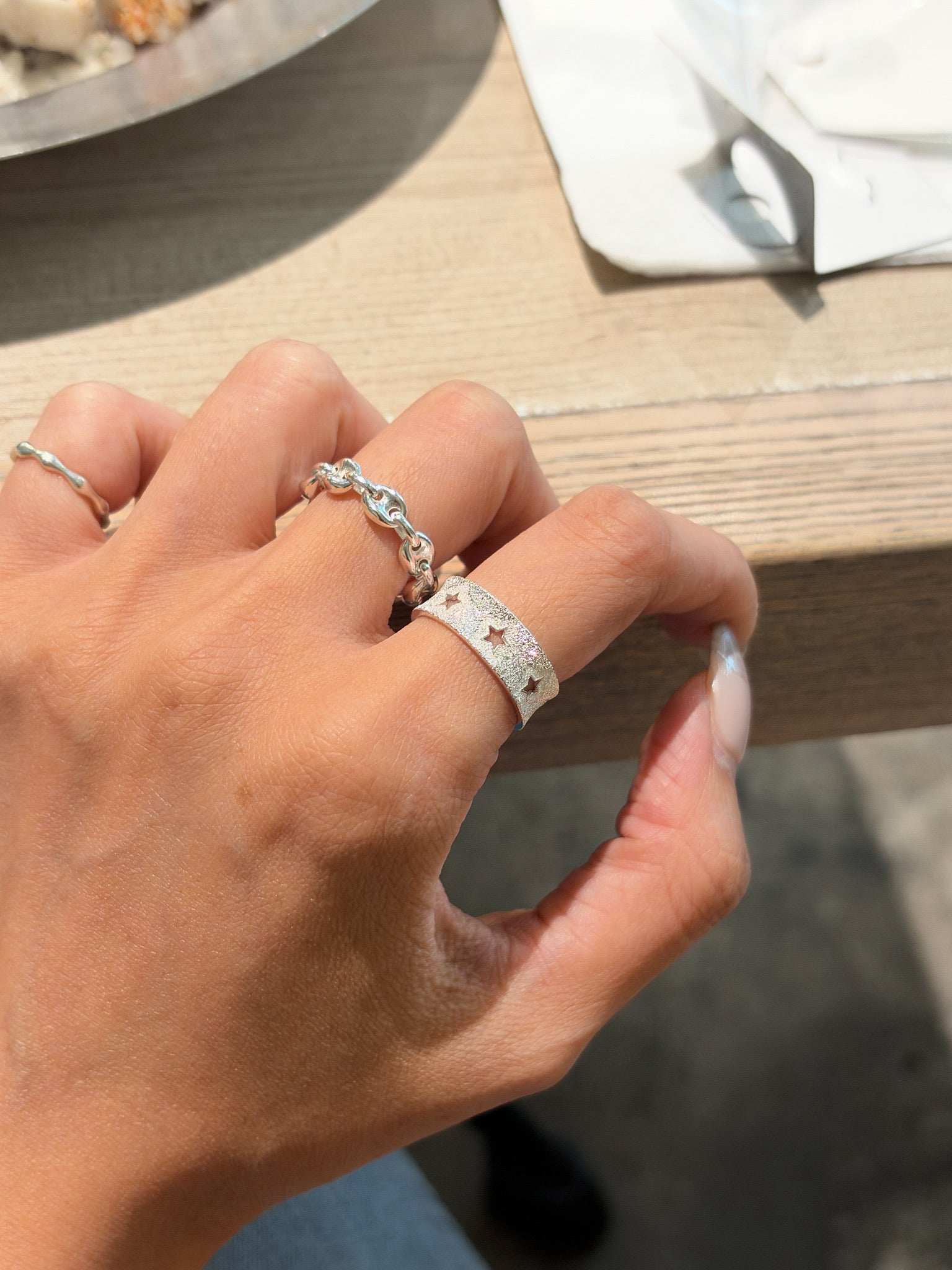 R1806 Frosted Hollow Star Ring