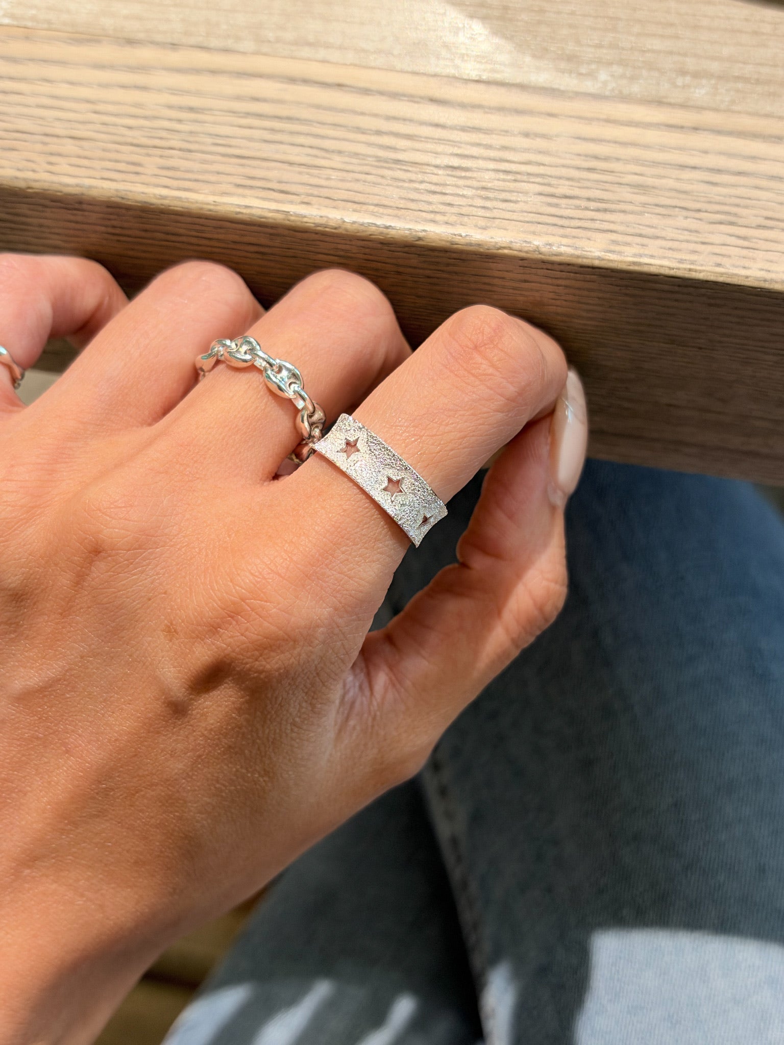 R1806 Frosted Hollow Star Ring